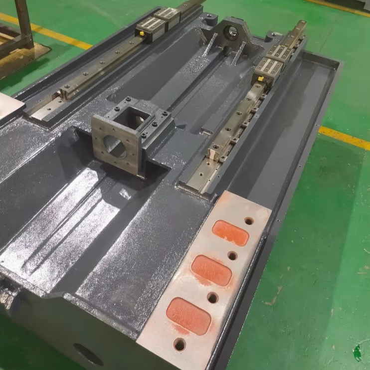 CNC Vertical Machining Center  - огляд і ціна Heavy Equipment Center